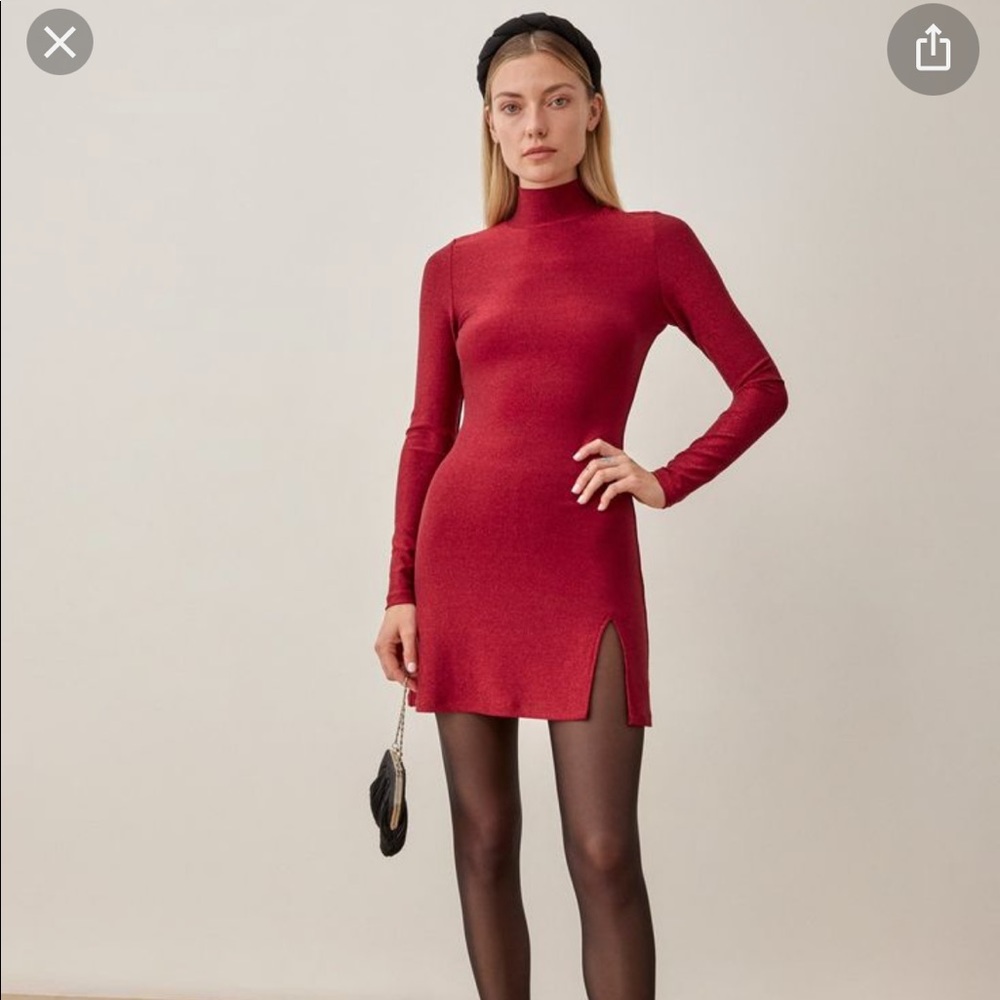 COPY - Reformation Hermia Dress
Color: Cherry Sparkle
Size: S